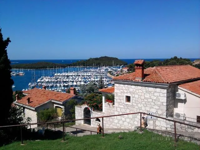 Villa Porecka 브르사르
