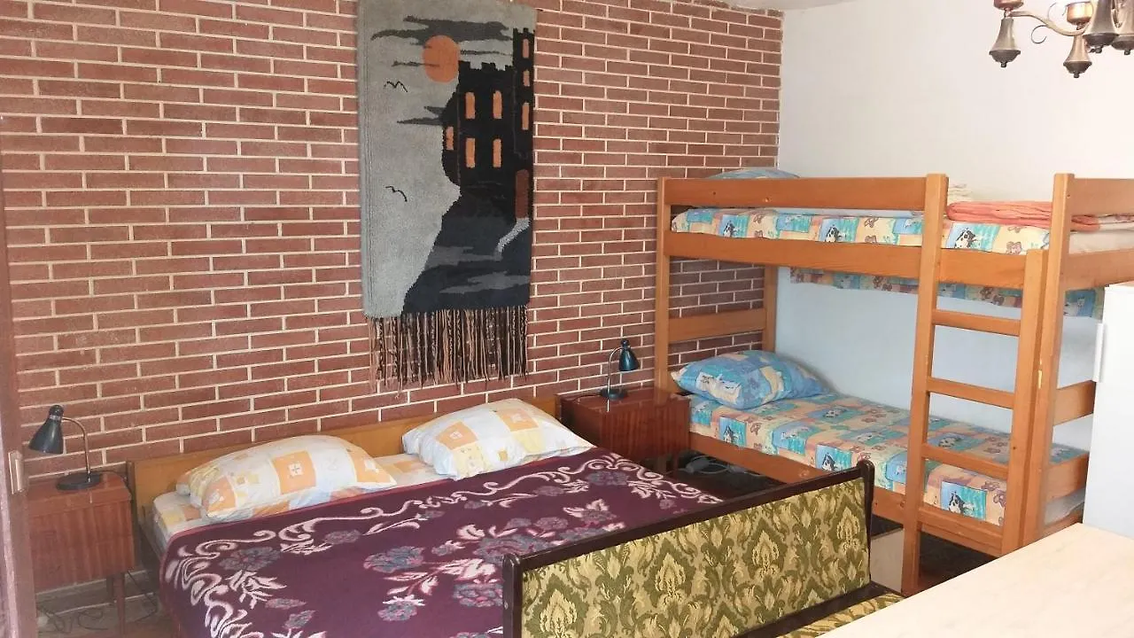 Villa Porecka 브르사르 게스트하우스