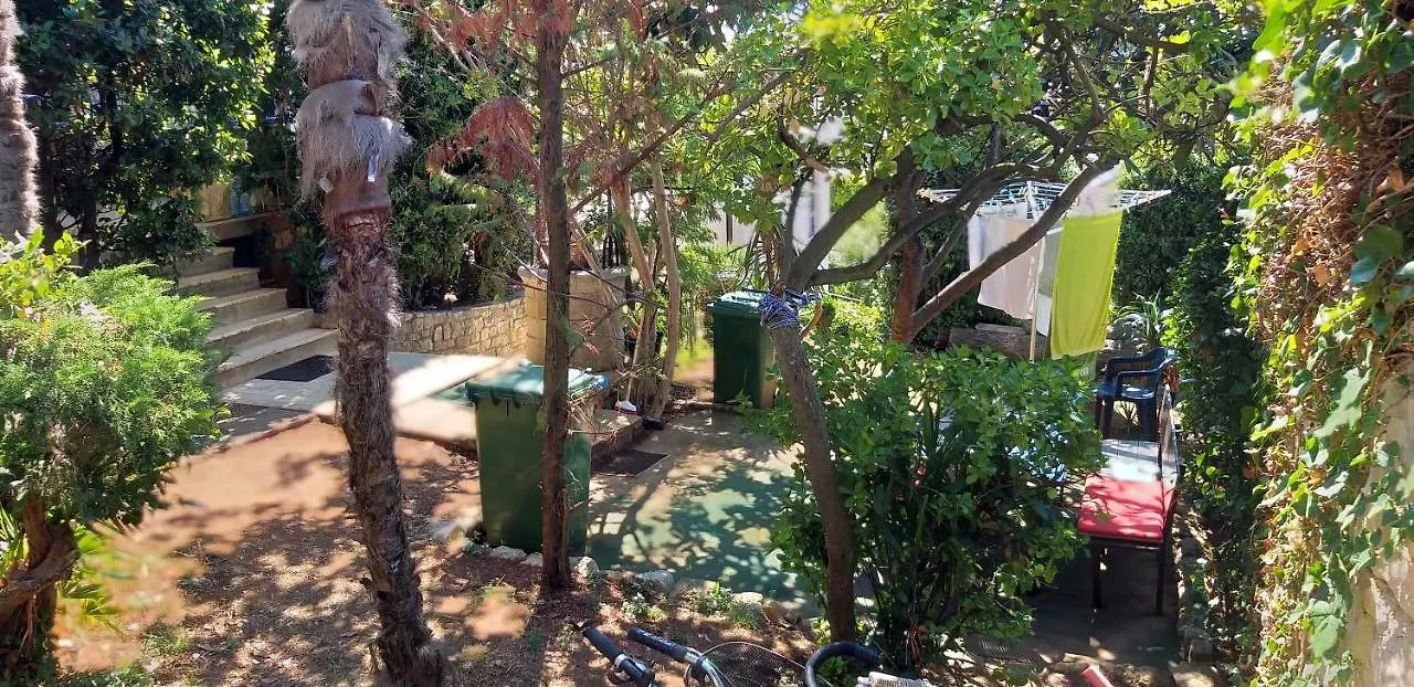 Villa Porecka 브르사르