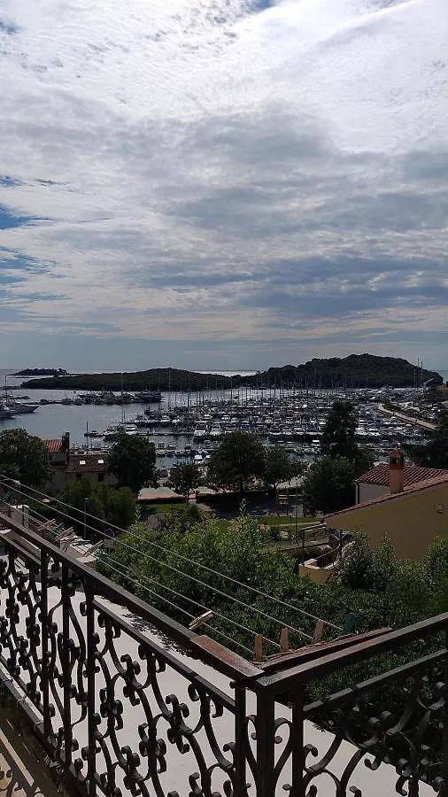 게스트하우스 Villa Porecka 브르사르